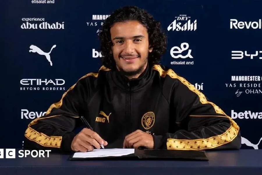 Un transfert historique envoie le jeune Ayyoub Bouaddi vers Manchester City